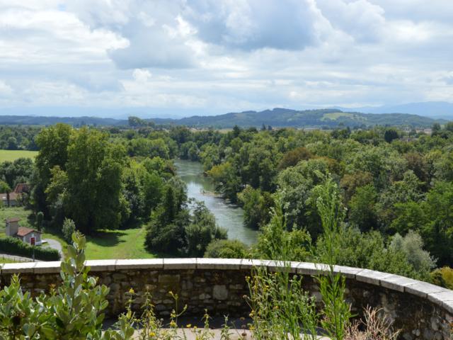 Vue Depuis Sauveterre De Béarn