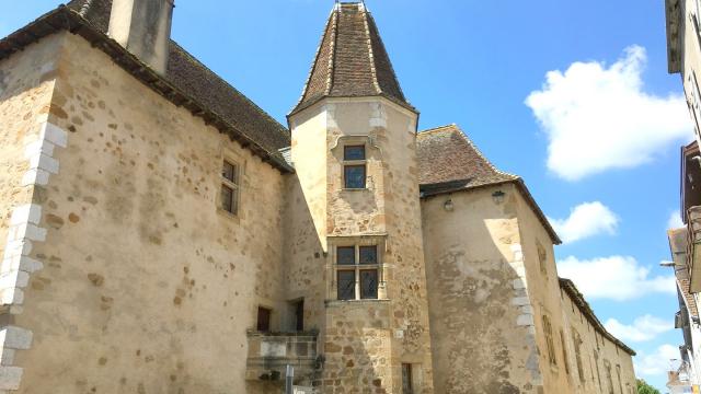 Maison Jeanne D Albret Orthez